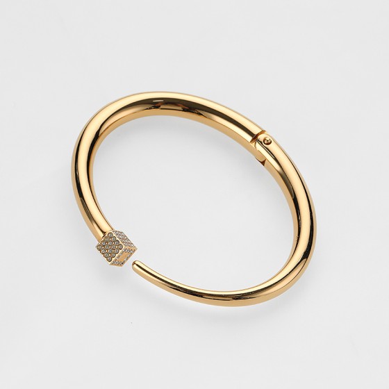 Eclipse Cubo Crystal Bracelet